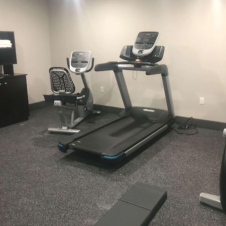 Hotel Wingate By Wyndham Jfk Airport, Far Rockaway Ny à New York Extérieur photo