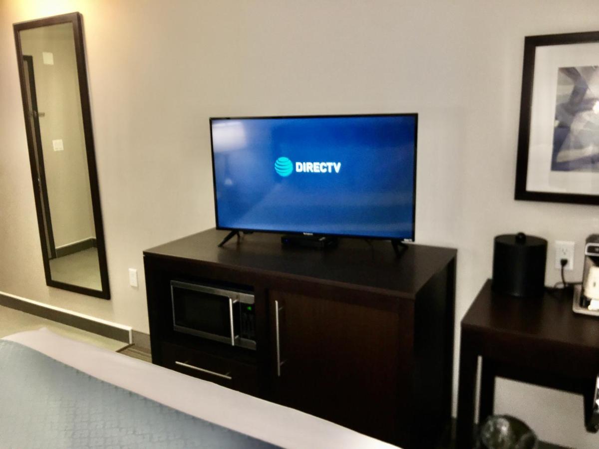 Hotel Wingate By Wyndham Jfk Airport, Far Rockaway Ny à New York Extérieur photo